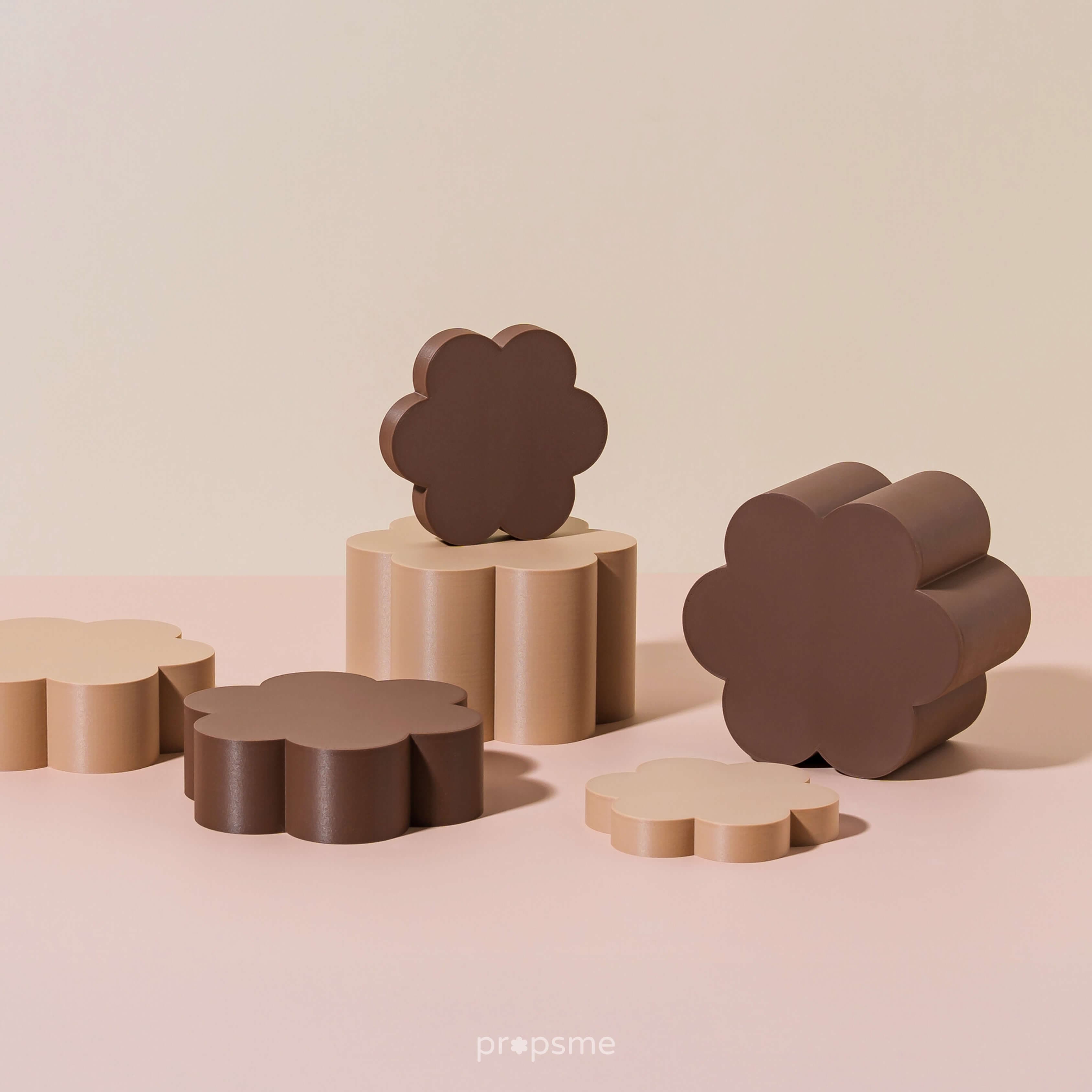 Flower Blooming – Mocha Mousse Color Series — พร็อพถ่ายภาพสินค้า